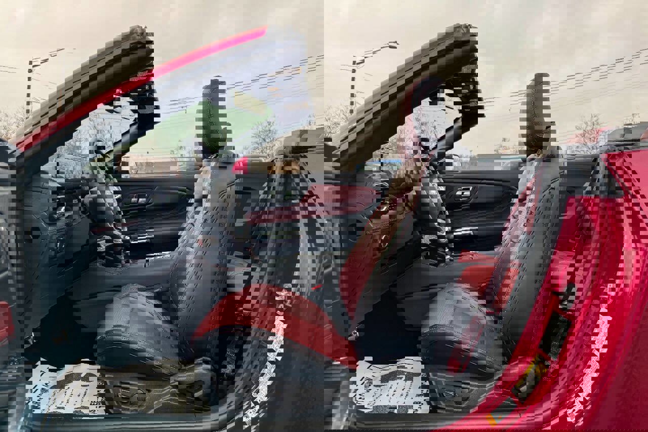 Used 2025 Ford Mustang GT Premium image 26