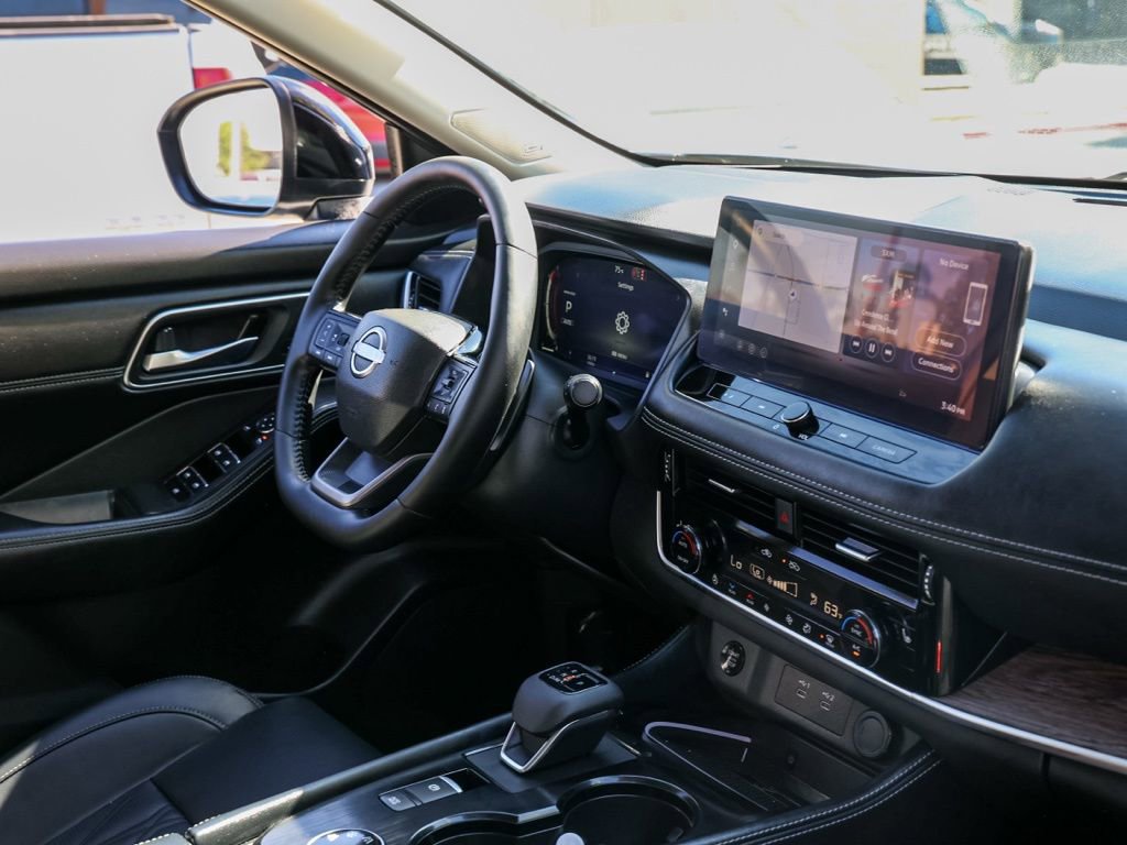 Used 2026 Nissan Rogue Platinum w/ Platinum Premium Package image 20