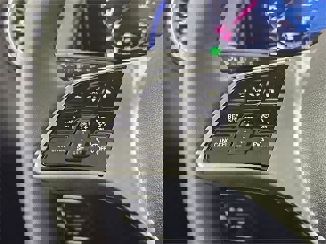 Used 2025 Mercedes-Benz GLB 250 4MATIC image 56