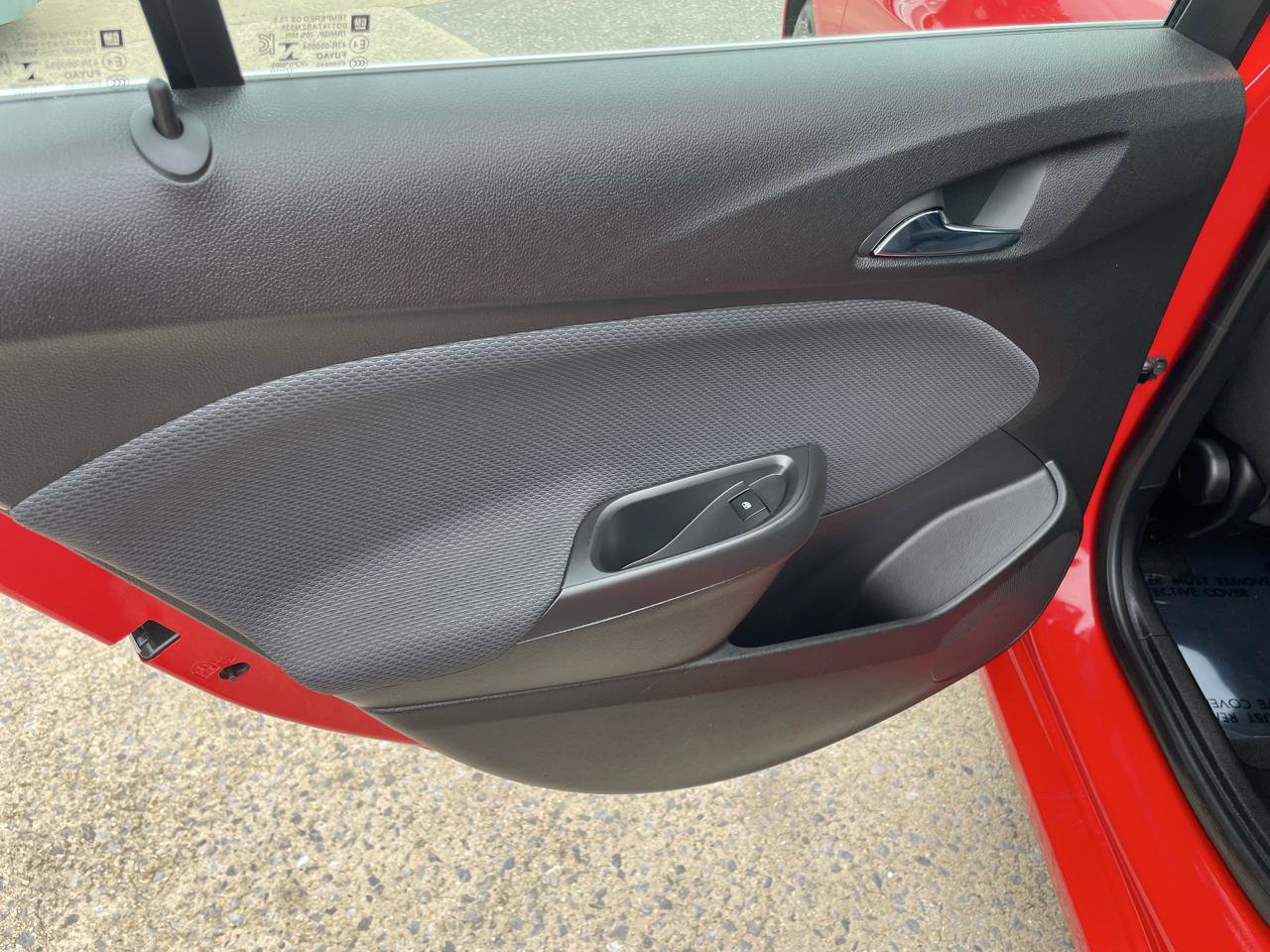 Used 2018 Chevrolet Cruze LT FWD image 36