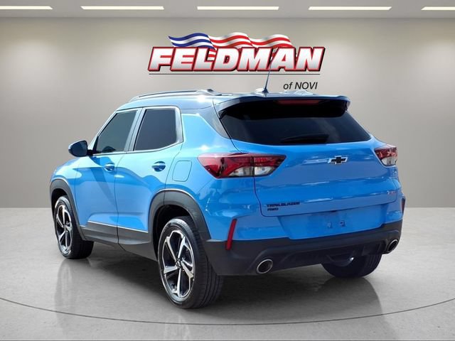 Used 2023 Chevrolet TrailBlazer RS w/ Sun and Liftgate Package AWD/4WD image 3