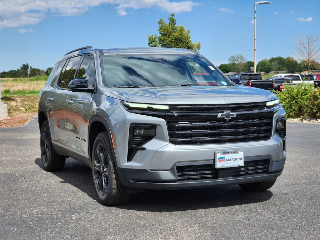 New 2027 Chevrolet Traverse LT w/ Midnight/Sport Edition AWD/4WD image 4