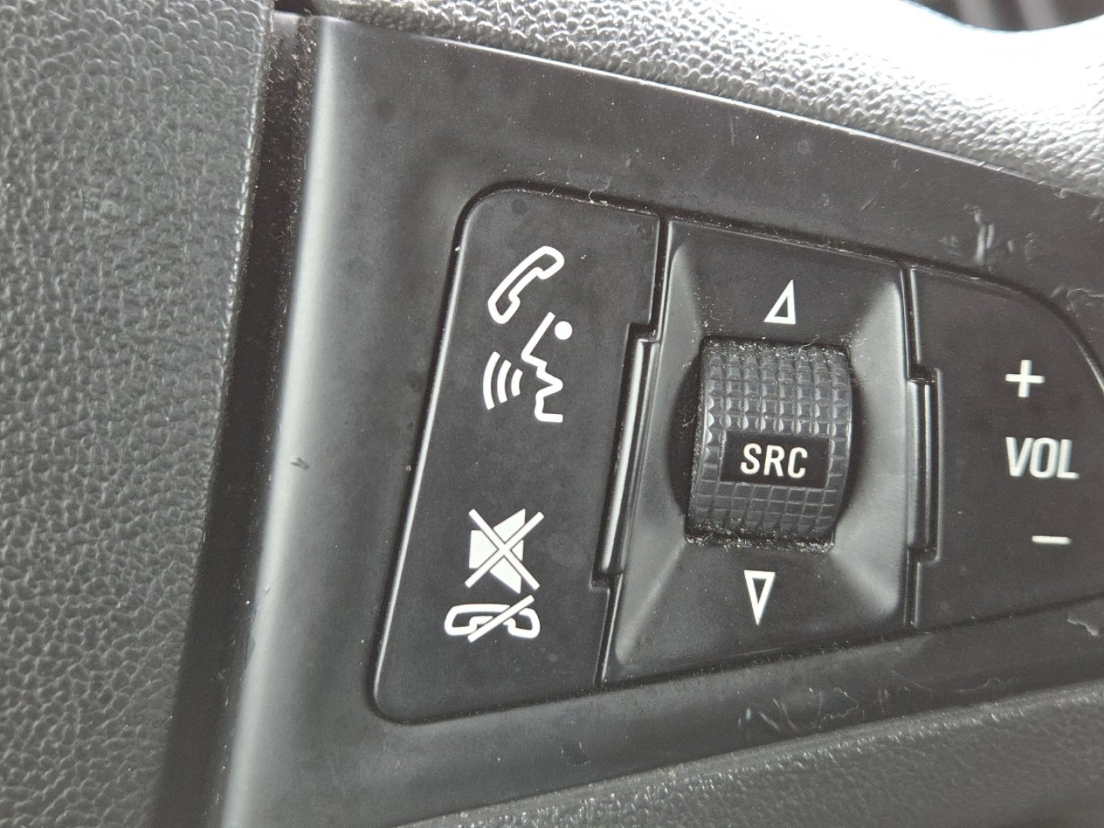 Used 2016 GMC Terrain SLE image 27