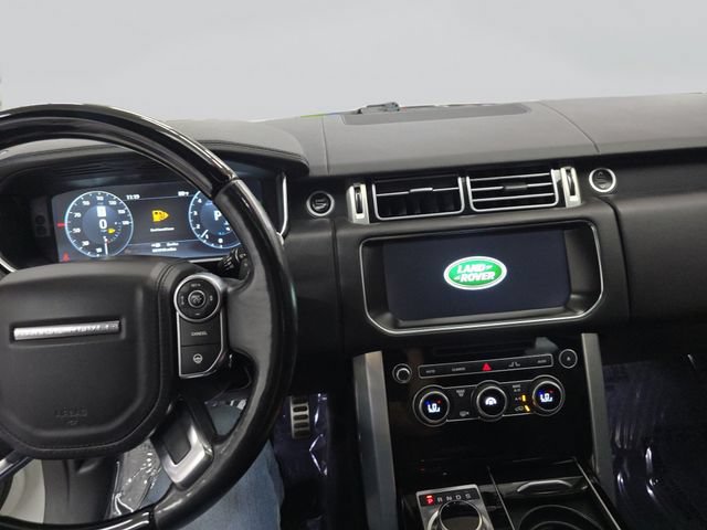 Used 2017 Land Rover Range Rover Supercharged AWD/4WD image 30