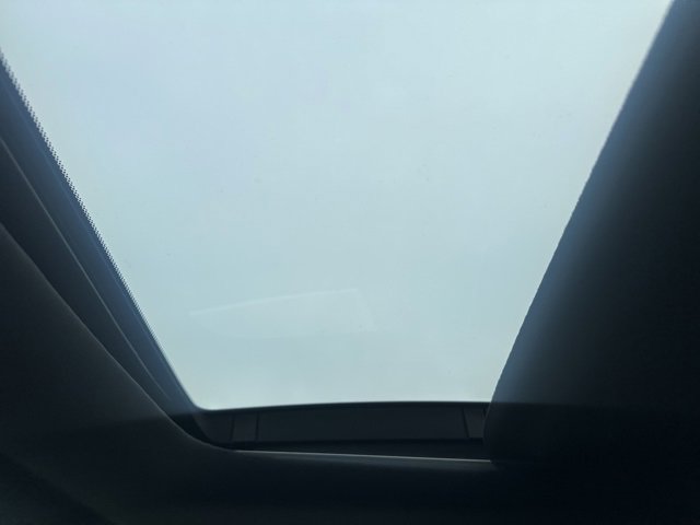 Used 2023 Honda Odyssey Sport image 11