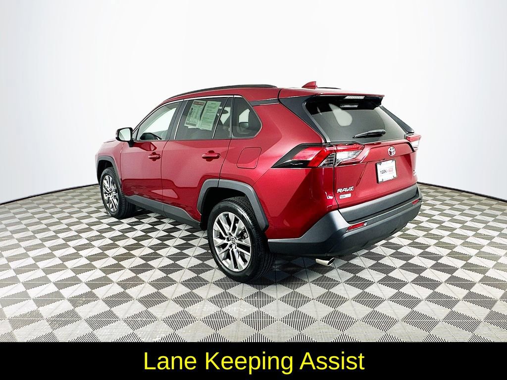 Used 2023 Toyota RAV4 XLE Premium AWD/4WD image 7