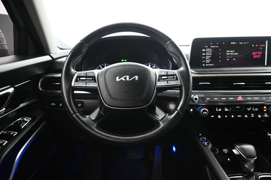 Certified 2022 Kia Telluride EX w/ EX Premium Package AWD/4WD image 35