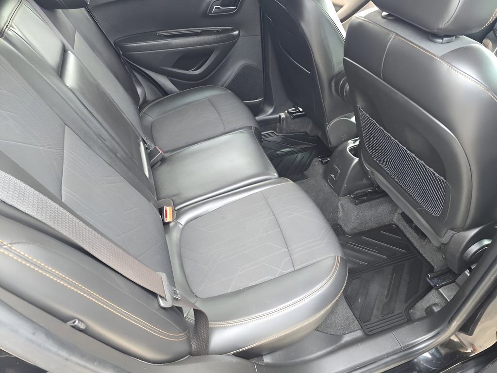 Used 2019 Chevrolet Trax LT w/ LT Convenience Package image 32