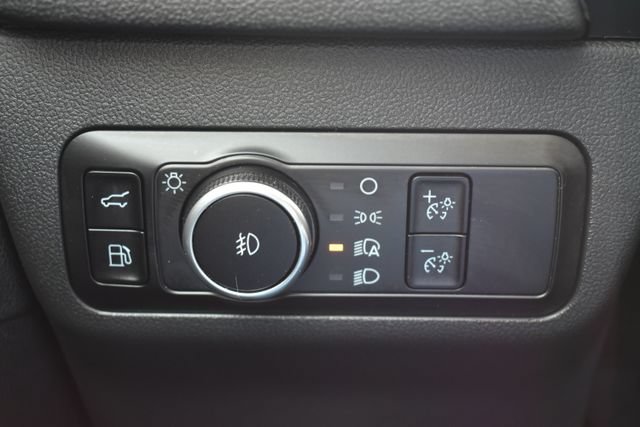 Used 2023 Ford Escape ST-Line Elite w/ Premium Technology Package AWD/4WD image 23