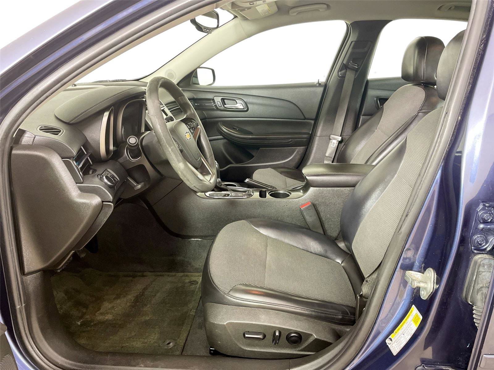 Used 2014 Chevrolet Malibu LT w/ Power Convenience Package image 11