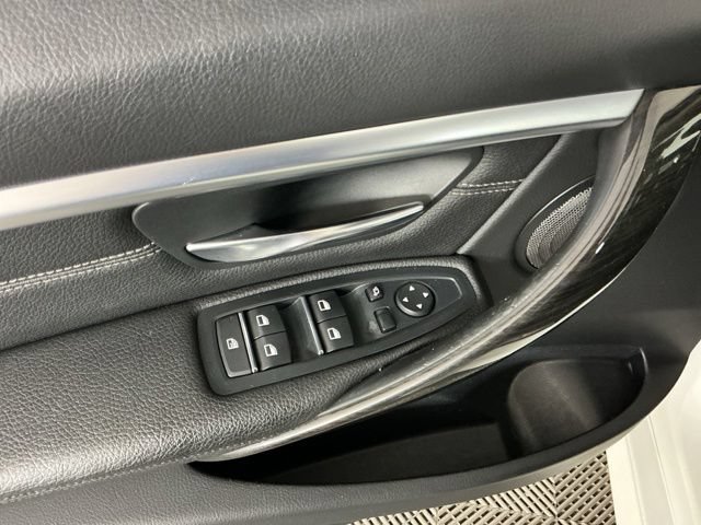 Used 2017 BMW 340i Sedan RWD image 12