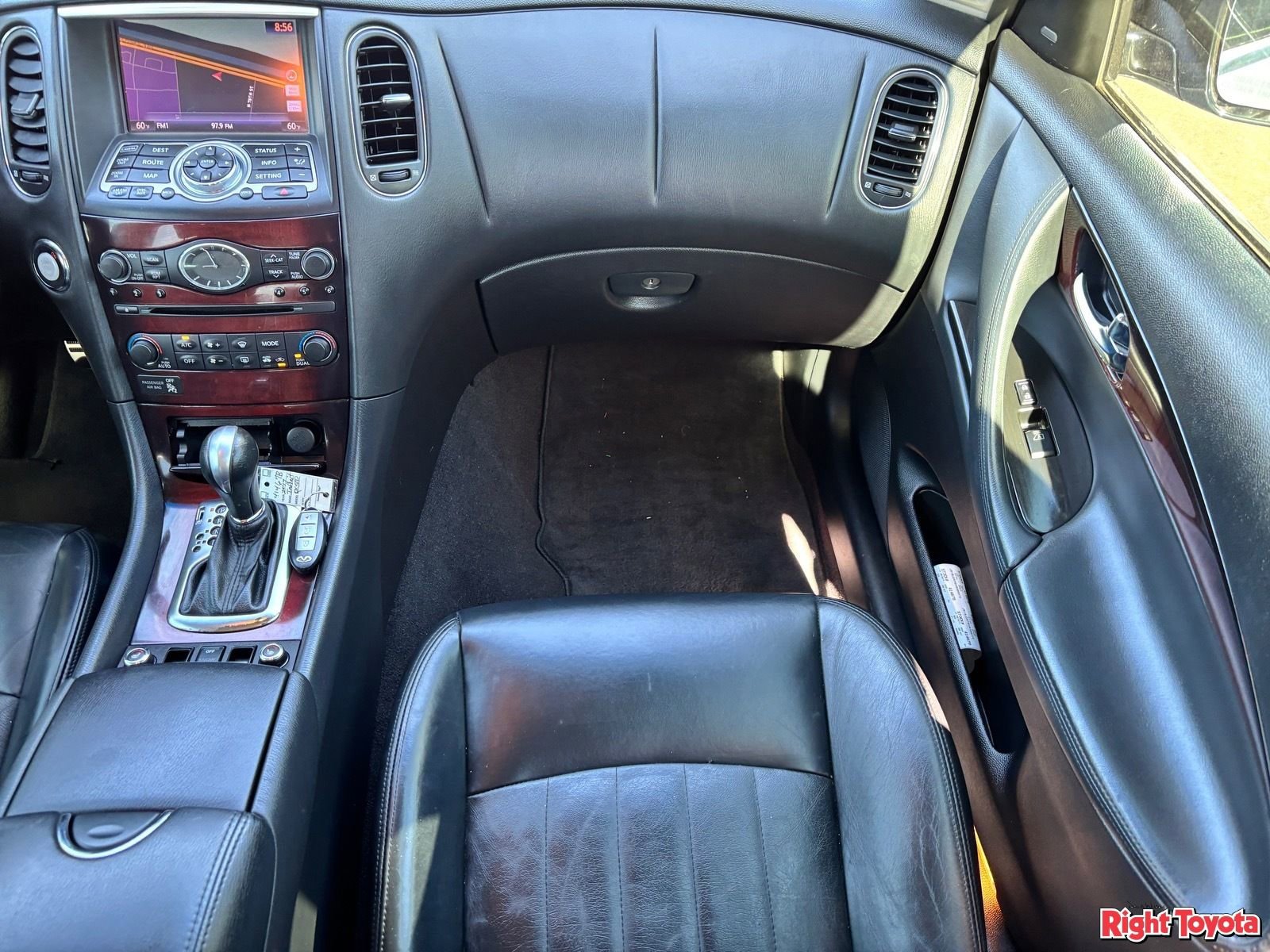 Used 2017 INFINITI QX50 2WD w/ Technology Package image 17