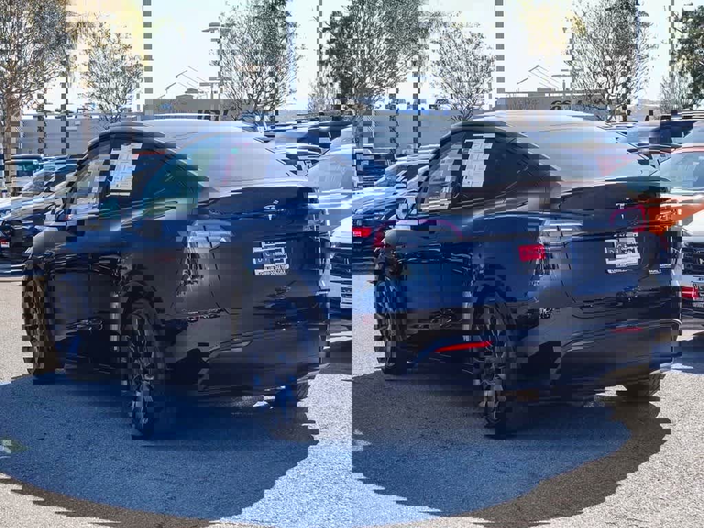 Used 2023 Tesla Model Y Performance image 6