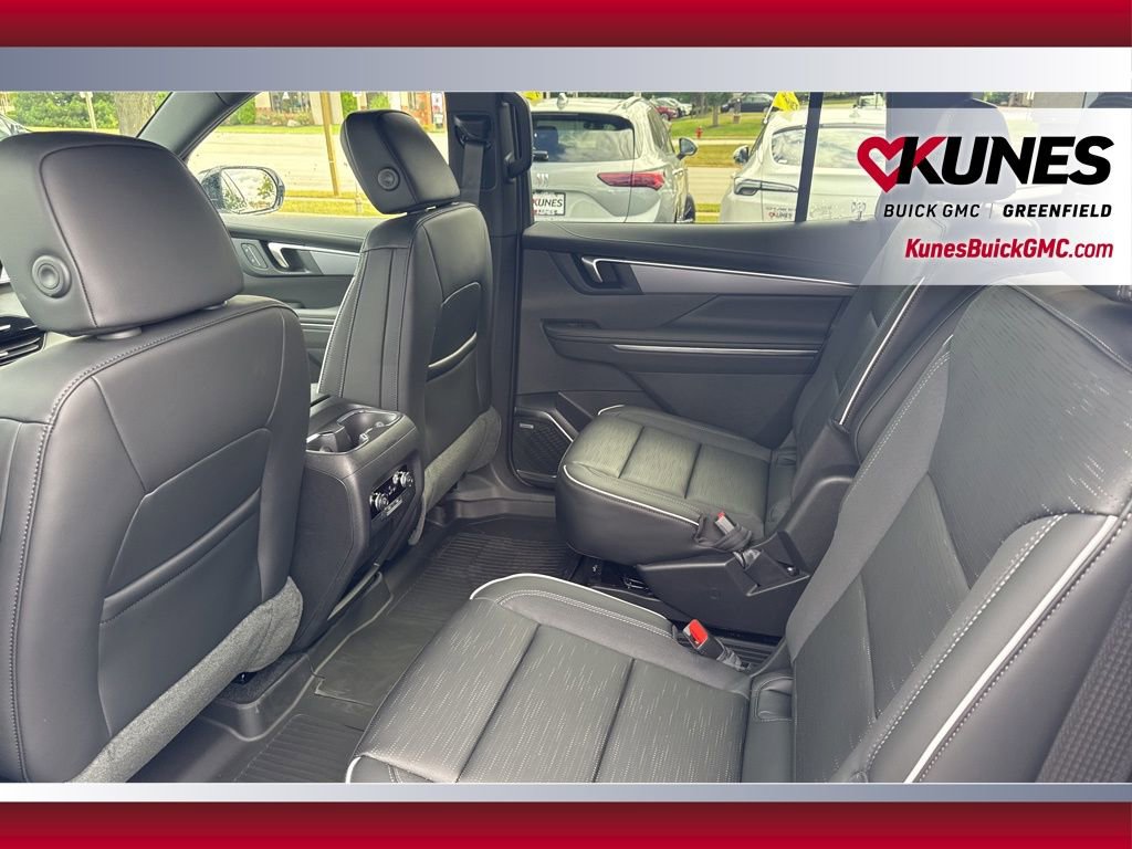 New 2026 Buick Enclave Sport Touring w/ LPO, Floor Liner Package image 38