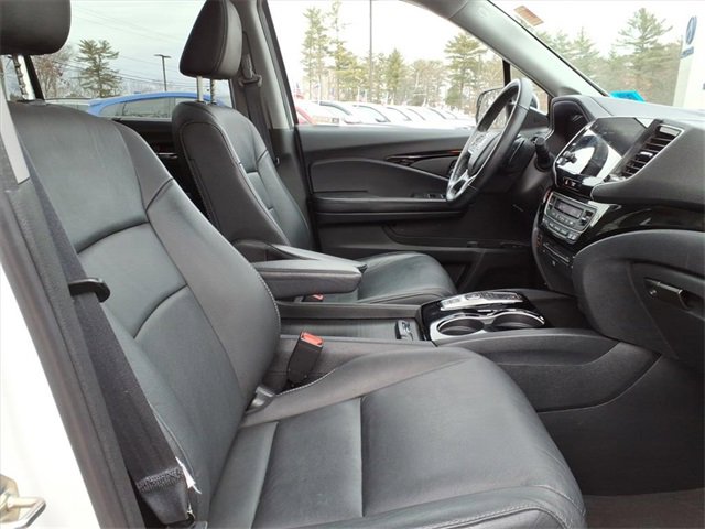 Used 2021 Honda Pilot Touring image 5
