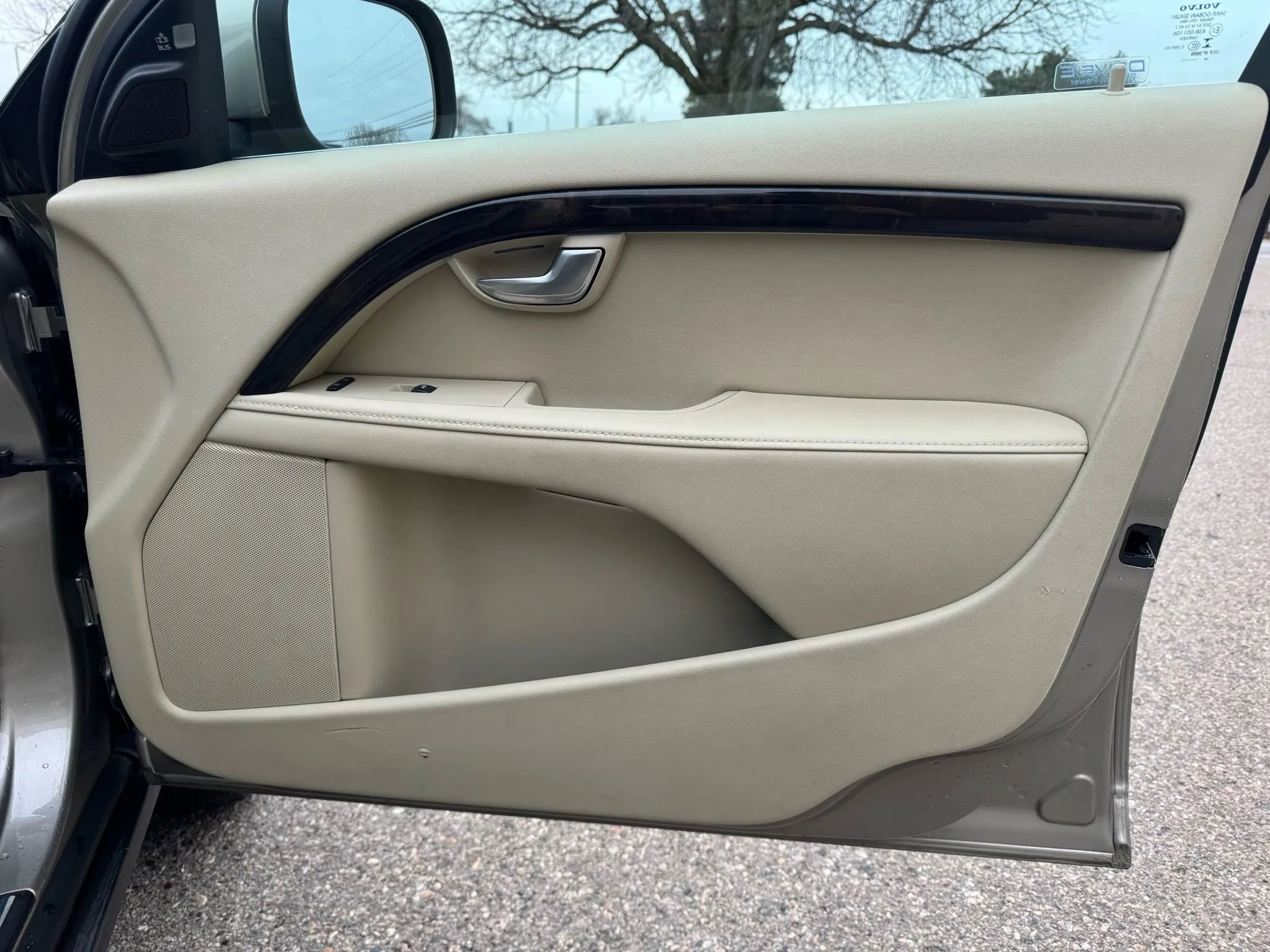 Used 2015 Volvo XC70 T5 Platinum image 30