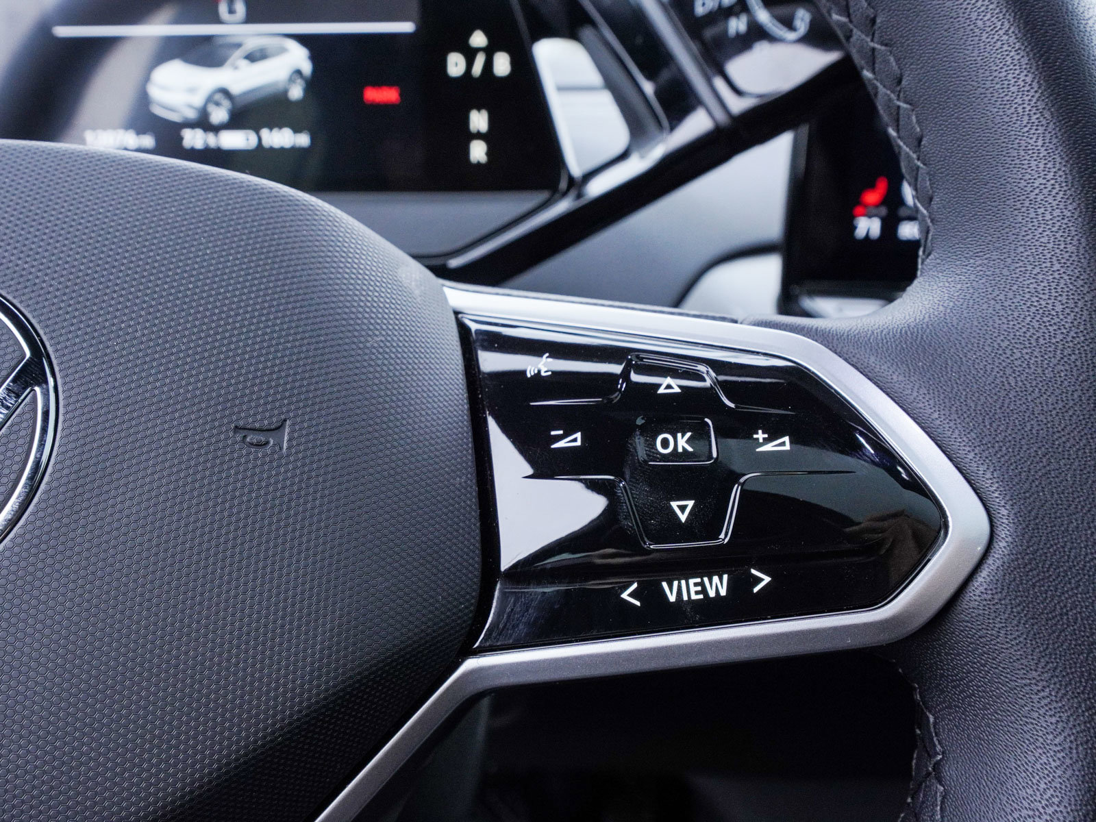 Used 2023 Volkswagen ID.4 Pro S image 27