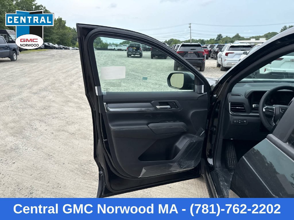 New 2027 GMC Terrain Elevation w/ Technology Package II AWD/4WD image 13