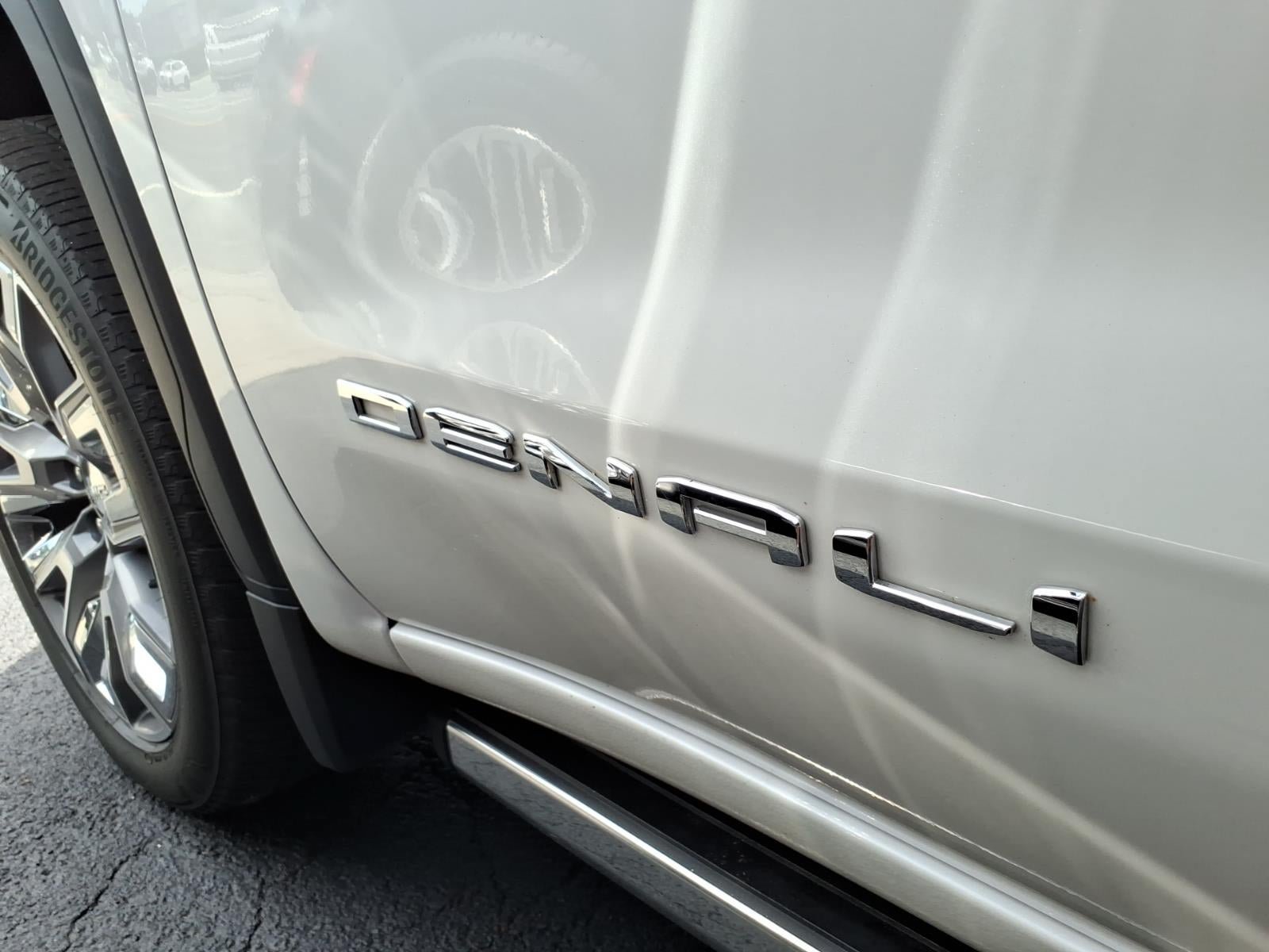 Used 2024 GMC Sierra 1500 Denali w/ Denali Reserve Package AWD/4WD image 13