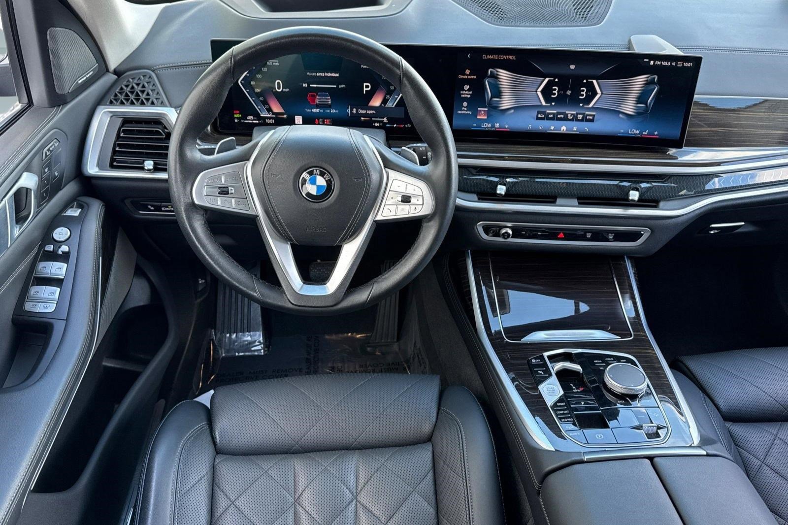 Used 2024 BMW X7 xDrive40i w/ Premium Package image 27