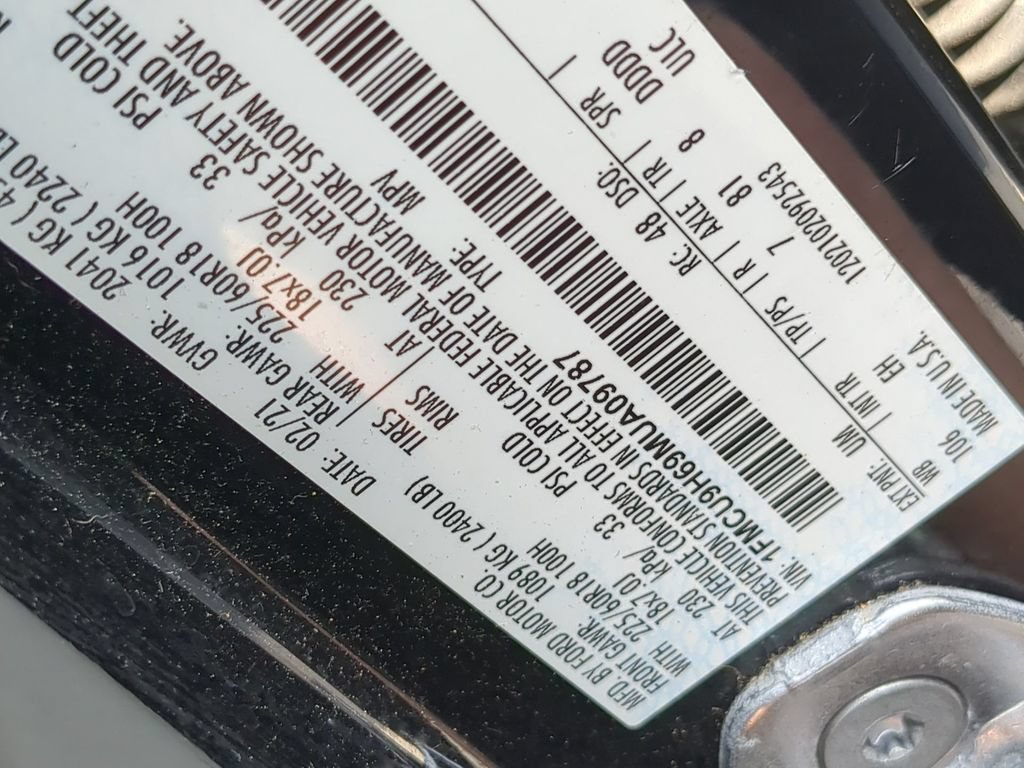 Used 2021 Ford Escape SEL w/ Technology Package AWD/4WD image 38