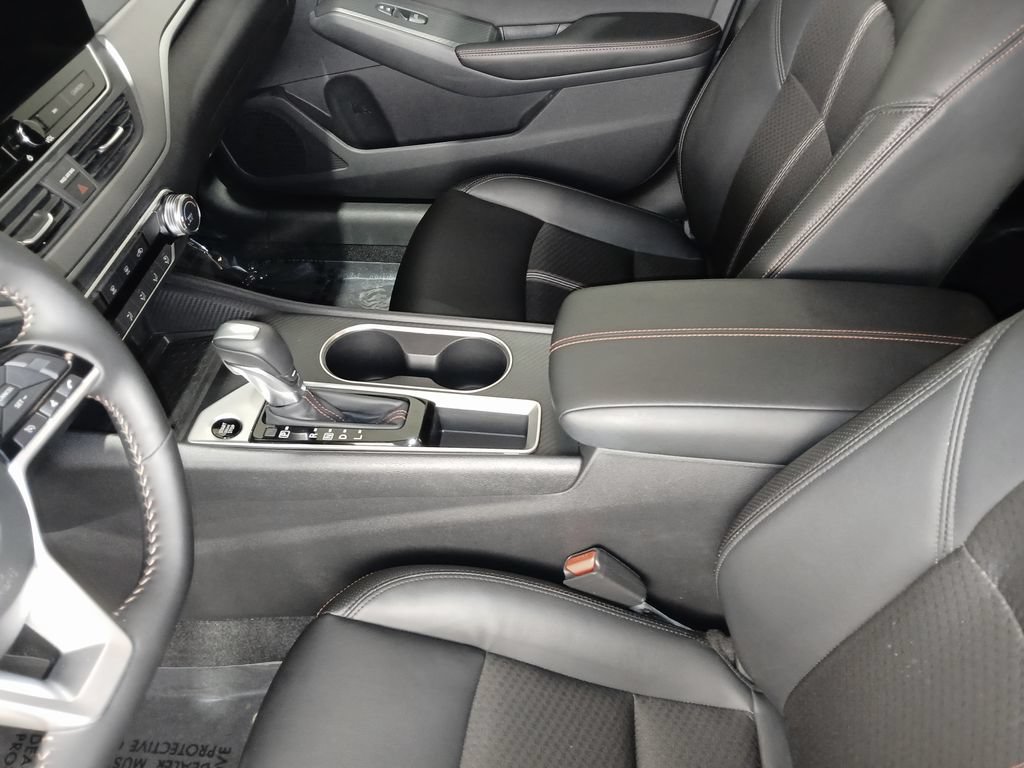 Used 2026 Nissan Altima 2.5 SR FWD image 16