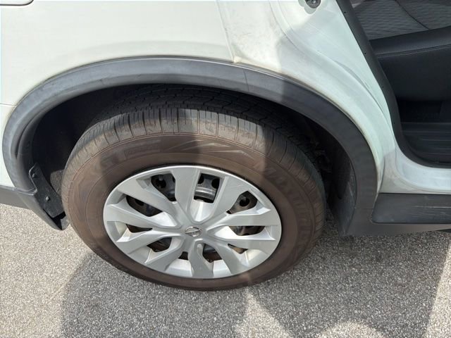 Used 2018 Nissan Rogue S image 13