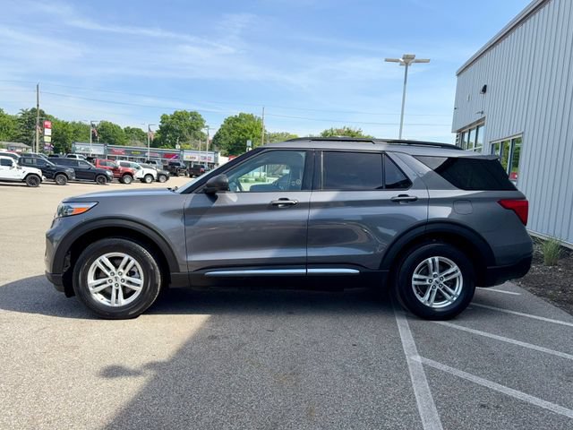 Used 2022 Ford Explorer XLT AWD/4WD image 4