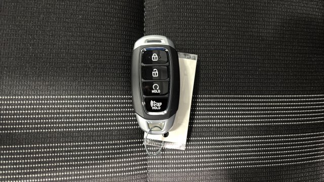 New 2026 Hyundai Venue SEL FWD image 36