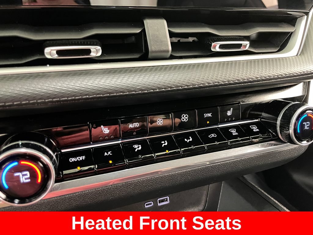 Used 2025 Chevrolet Equinox LT w/ Convenience Package II FWD image 7
