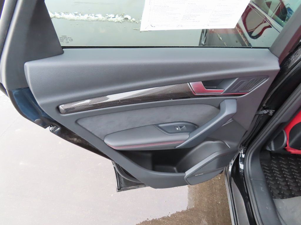 Used 2022 Audi SQ5 Prestige w/ Prestige Package image 33