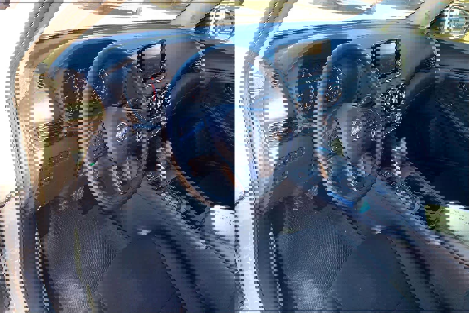 Used 2024 Nissan Sentra S image 17