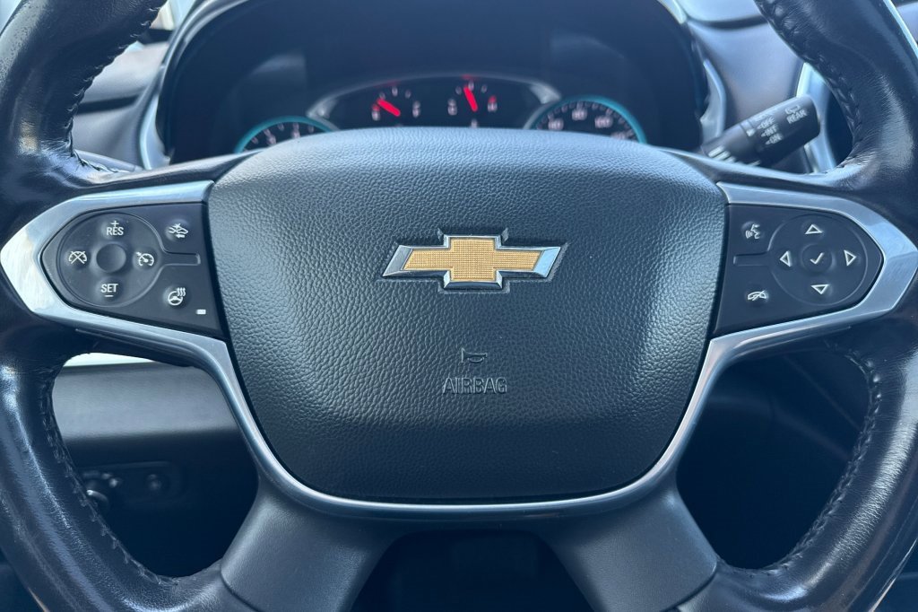 Used 2021 Chevrolet Traverse LT w/ LT Premium Package image 22