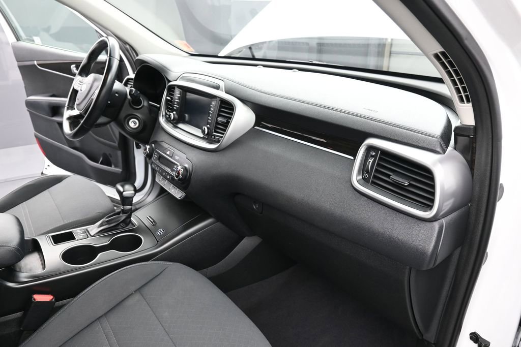 Used 2020 Kia Sorento LX w/ LX I4 Convenience Package AWD/4WD image 16