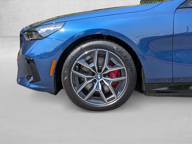 Used 2026 BMW i5 eDrive40 w/ M Sport Package AWD/4WD image 10