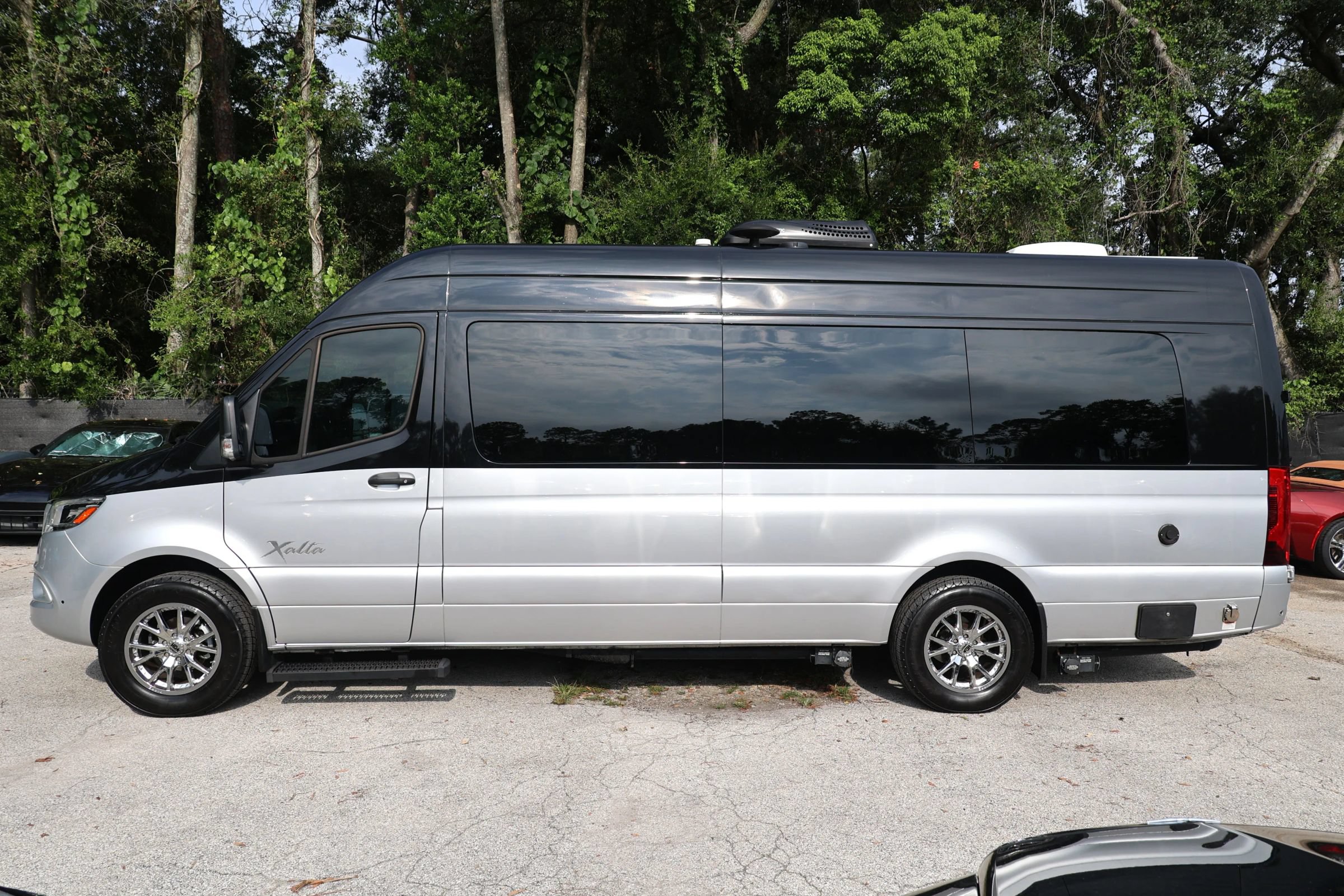 Used 2021 Mercedes-Benz Sprinter 3500 image 11