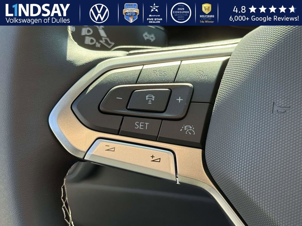 New 2026 Volkswagen Atlas SE image 17