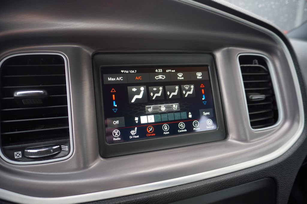 Used 2022 Dodge Charger SXT w/ Leather Interior Group image 16