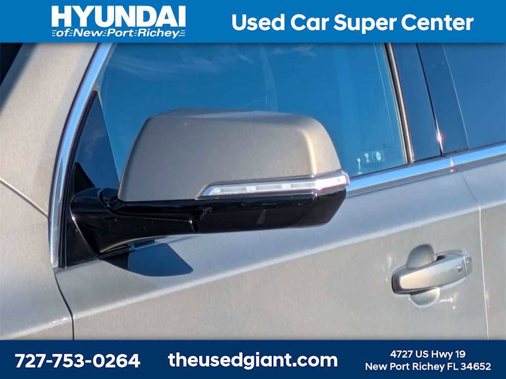 Used 2019 Chevrolet Traverse LT image 11