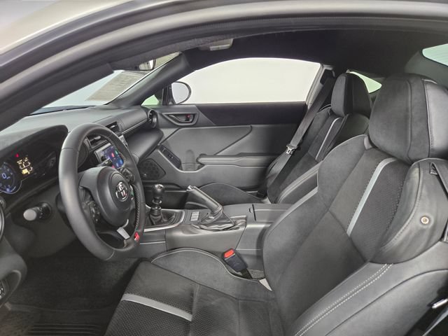 Used 2025 Toyota GR86 Premium RWD image 14