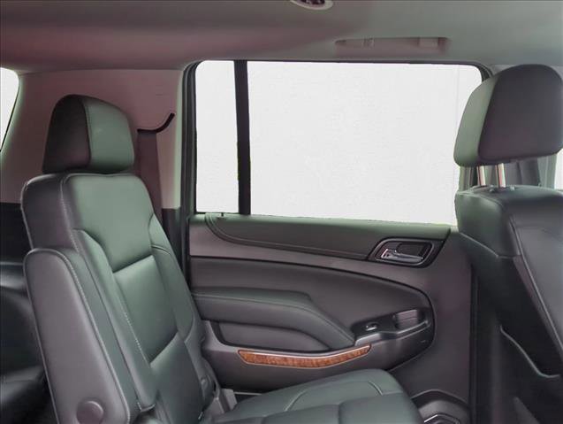 Used 2019 Chevrolet Suburban Premier image 22