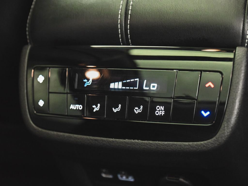 Used 2023 INFINITI QX60 Pure AWD/4WD image 30
