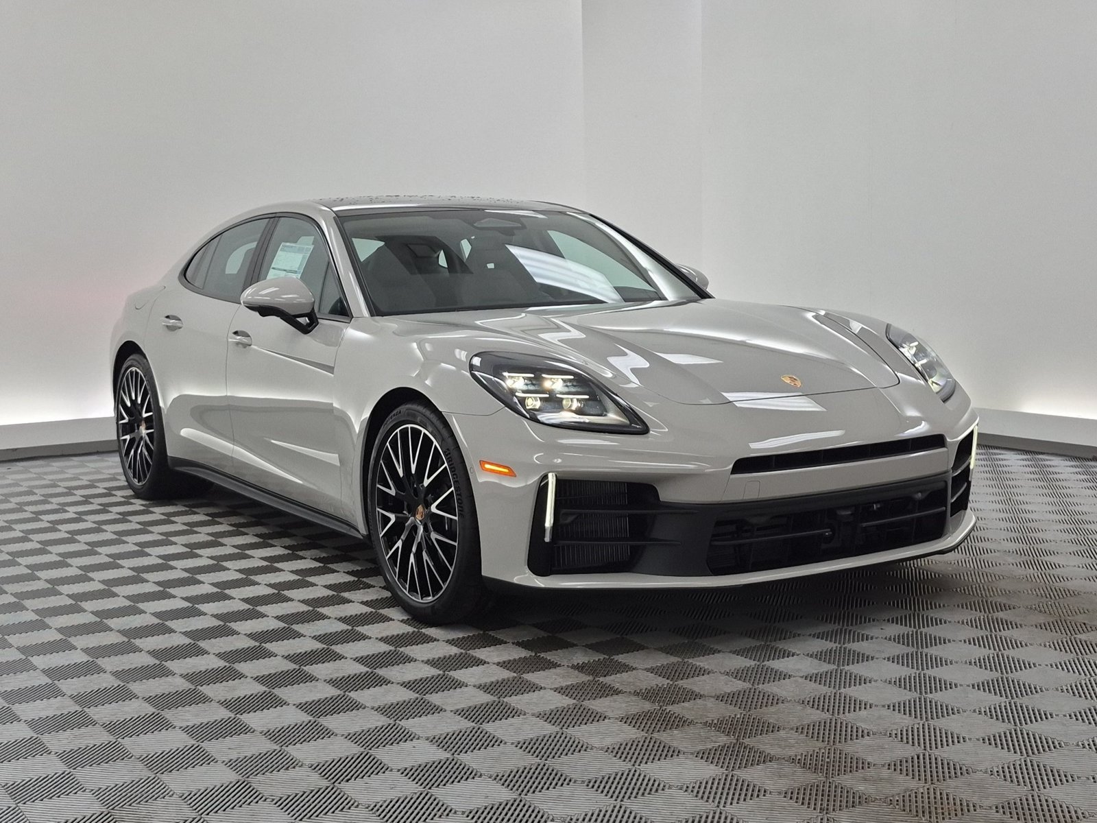New 2026 Porsche Panamera image 8
