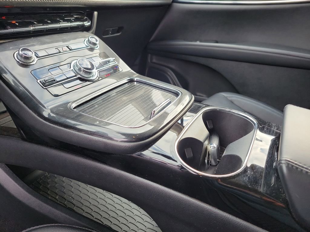 Certified 2023 Lincoln Nautilus AWD w/ Premium Package image 29