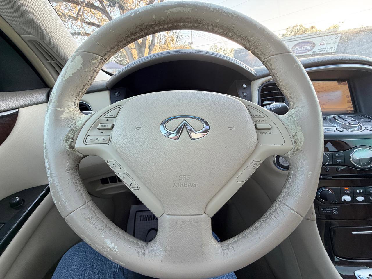 Used 2011 INFINITI EX35 Journey w/ Premium Pkg image 18