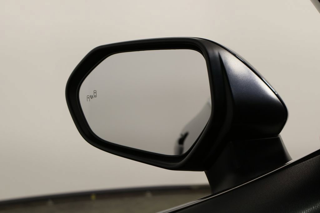 Used 2021 Toyota Camry SE image 39