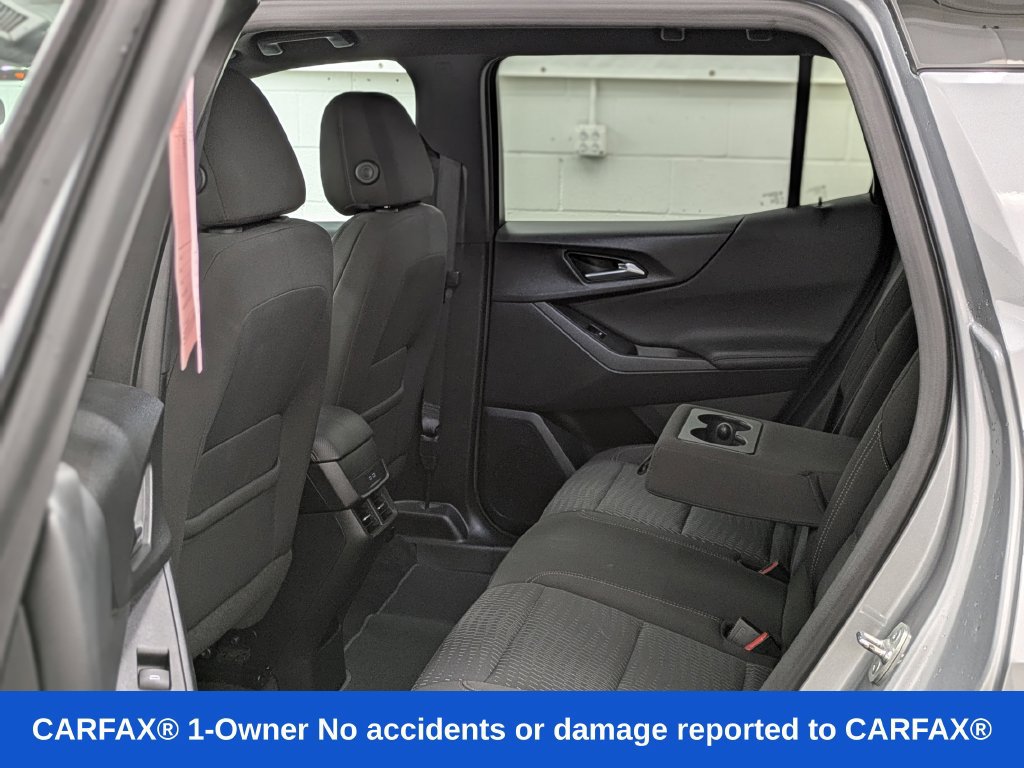 Used 2025 Chevrolet Equinox LT AWD/4WD image 13