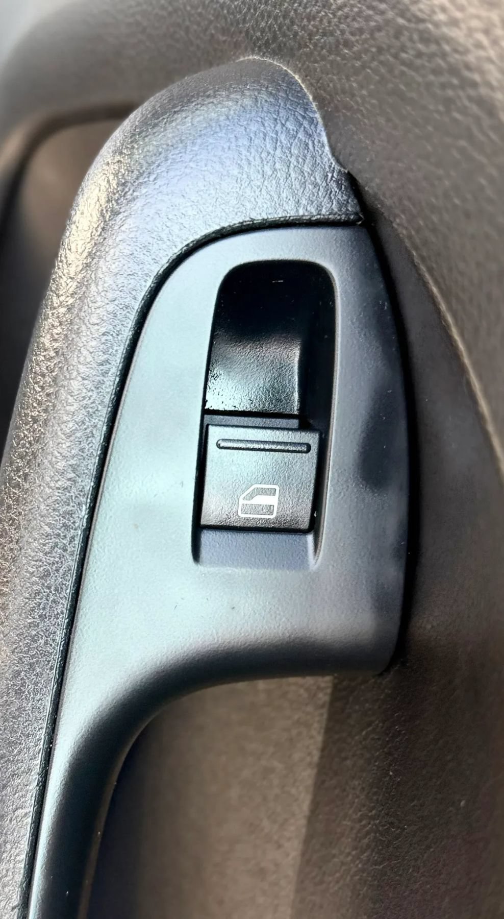 Used 2016 Volkswagen Jetta Sport FWD image 38