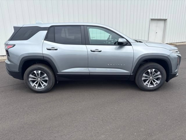 New 2026 Chevrolet Equinox LT w/ Convenience Package II AWD/4WD image 2