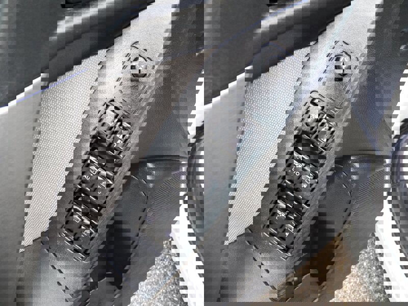 Used 2016 Subaru Forester 2.5i Premium w/ Popular Package #1 AWD/4WD image 16